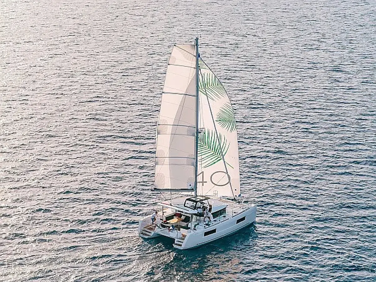 Lagoon 40